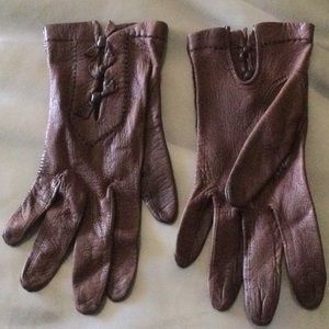 Vintage leather driving gloves